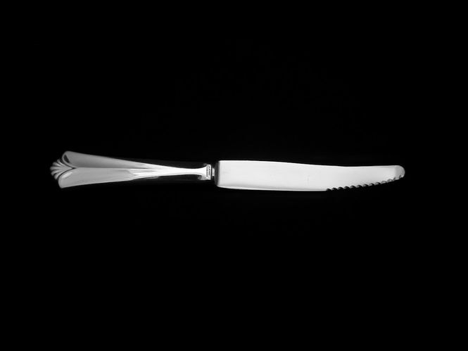 Hovedbilde Rådhus med vifte barnekniv med riller antikvarisk