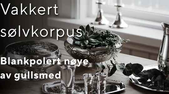 Vakkert sølvkorpus blankpolert av gullsmed