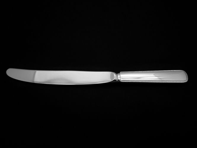Hovedbilde Rådhus med bord liten spisekniv